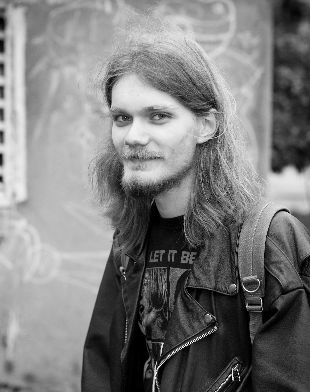 Войцик Петя, брат Верочки.