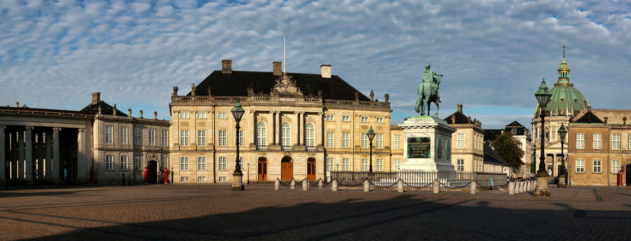  Копенгаген, дворец Амалиенборг Copenhagen, Amalienborg castle.