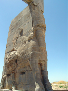 Статуи в Персеполисе.