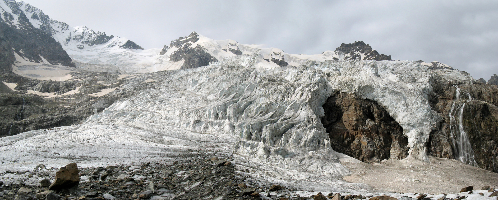 Карагайский ледопад