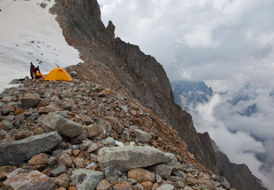 Лагерь на седловине перевала Чат.