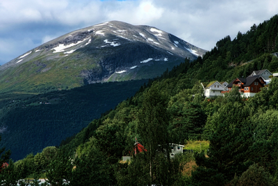 Норвегия, Мёре-о-Ромсдал, Валльдал. Norway, M&#248;re-og-Romsdal, town of Valldal