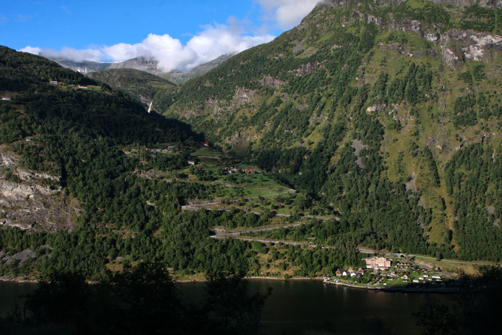 Норвегия, Мёре-о-Ромсдал, Орлиная дорога. Norway, M&#248;re-og-Romsdal, Eagles' road