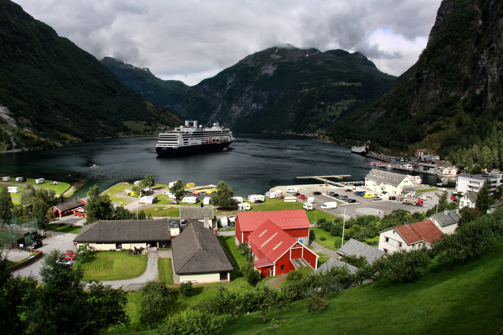 Норвегия, Мёре-о-Ромсдал, Гейрангерфьорд. Norway, M&#248;re-og-Romsdal, Geiirangerfjorm
