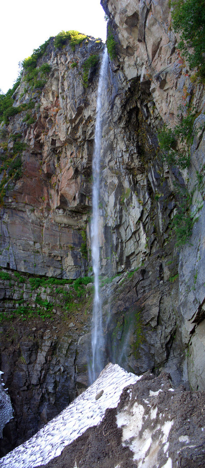 Вилючинский водопад.